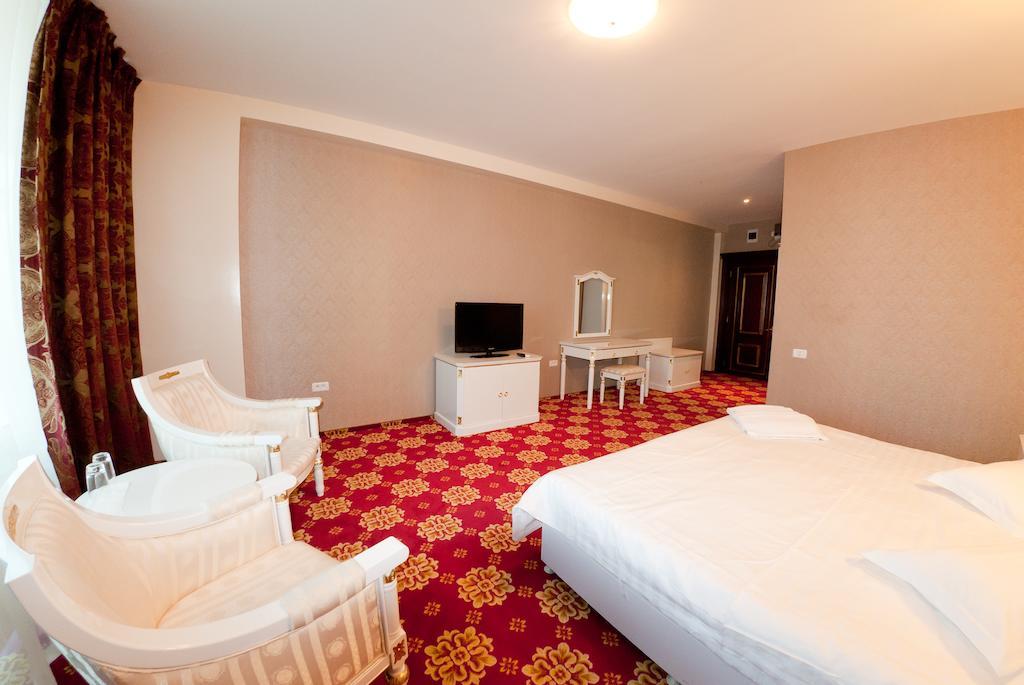 Hotel Complex Aristrocratos Mamaia Exterior foto